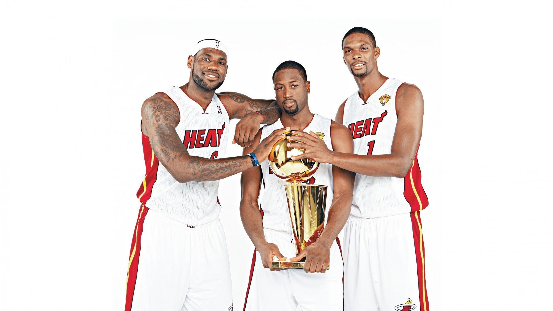 著名篮球评论员开设线上课堂为球迷普及战术逻辑，如何报名篮球评论员